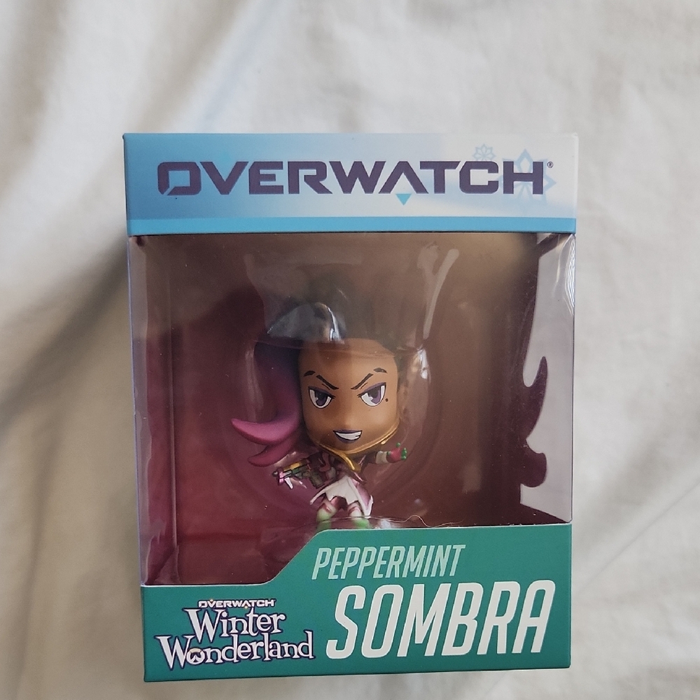 Overwatch Peppermint Sombra Action Figure